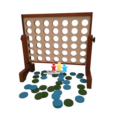 4 בשורה ענק מעץ