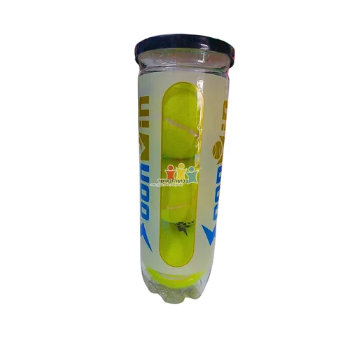 3 כדורי טניס בגליל שקוף